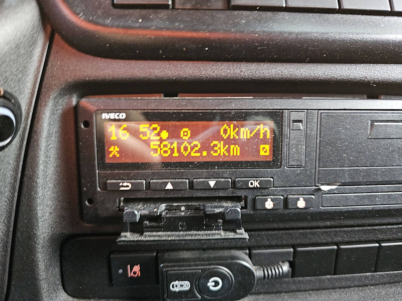 Fourgon grand volume Iveco Daily 70 CNG AIRCO LAADKLEP: photos 8