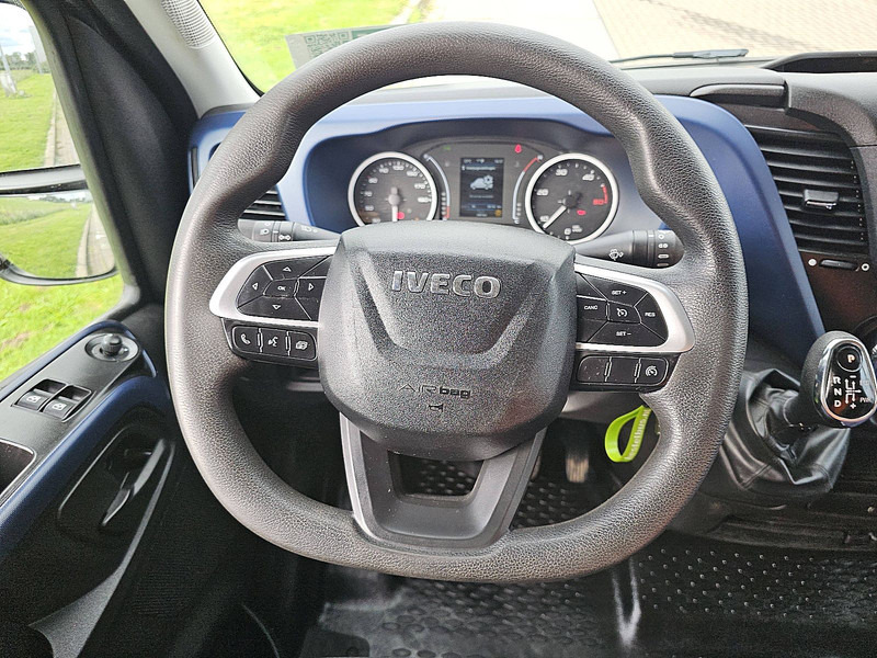 Fourgon utilitaire Iveco Daily: photos 11