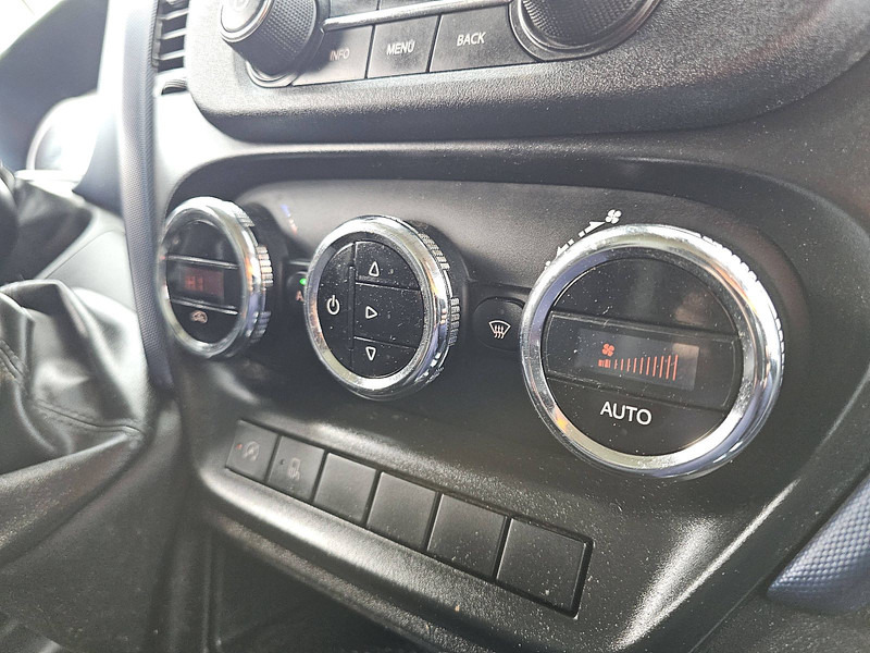 Fourgon utilitaire Iveco Daily: photos 10