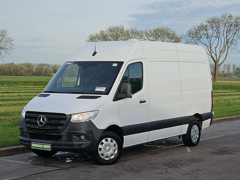 Mercedes-Benz Sprinter 316 L2H2 Mbux RWD! - Fourgon utilitaire: photos 2 Mercedes-Benz Sprinter 316 L2H2 Mbux RWD! - Fourgon utilitaire: photos 2