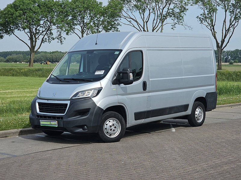 Peugeot Boxer 330 ac EURO6 - Fourgonnette: photos 2 Peugeot Boxer 330 ac EURO6 - Fourgonnette: photos 2