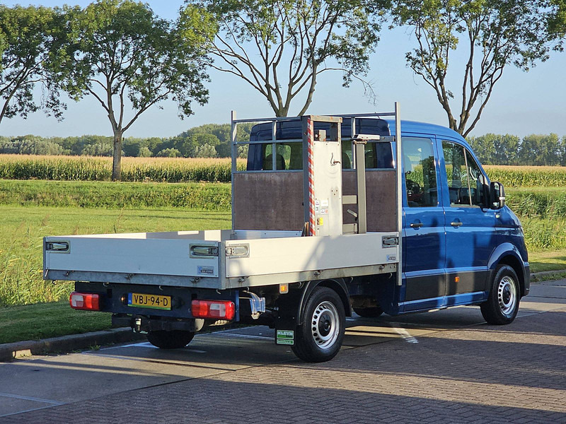 Volkswagen Crafter 35 2.0 dc pickup EURO6 - Utilitaire plateau: photos 3 Volkswagen Crafter 35 2.0 dc pickup EURO6 - Utilitaire plateau: photos 3