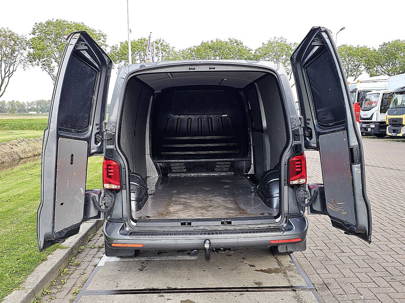 Fourgonnette Volkswagen Transporter 2.0 TDI L2H1 Digital-Cockpit: photos 13 Fourgonnette Volkswagen Transporter 2.0 TDI L2H1 Digital-Cockpit: photos 13