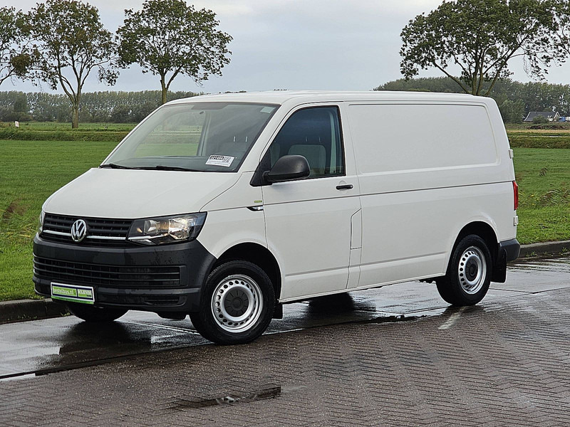 Volkswagen Transporter 2.0 TDI - Fourgonnette: photos 2 Volkswagen Transporter 2.0 TDI - Fourgonnette: photos 2