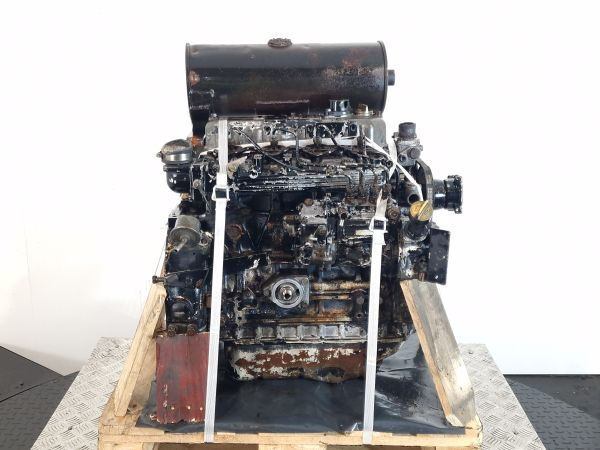Komatsu 4D84E-3D Engine (Plant) - Moteur pour Engins de chantier: photos 3 Komatsu 4D84E-3D Engine (Plant) - Moteur pour Engins de chantier: photos 3