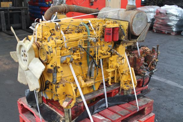 Komatsu 6 cyl/S6D - Moteur pour Engins de chantier: photos 1 Komatsu 6 cyl/S6D - Moteur pour Engins de chantier: photos 1