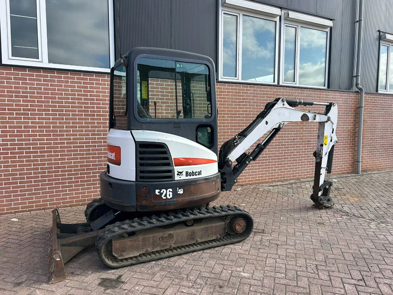 Bobcat E26 - Mini pelle: photos 4 Bobcat E26 - Mini pelle: photos 4