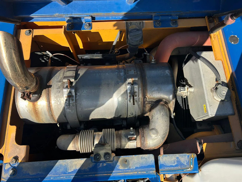 Hyundai ROBEX145LCR-9A - Pelle sur chenille: photos 5 Hyundai ROBEX145LCR-9A - Pelle sur chenille: photos 5