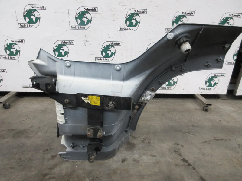DAF 1835111 INSTAPKAST GROTE DAF CF 410 EURO 6 RECHTS - Cabine et intérieur pour Camion: photos 2 DAF 1835111 INSTAPKAST GROTE DAF CF 410 EURO 6 RECHTS - Cabine et intérieur pour Camion: photos 2