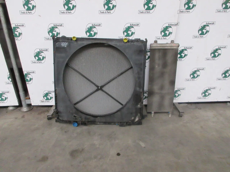 DAF 2125896 RADIATEUR DAF XF 460 EURO 6 - Radiateur pour Camion: photos 3 DAF 2125896 RADIATEUR DAF XF 460 EURO 6 - Radiateur pour Camion: photos 3