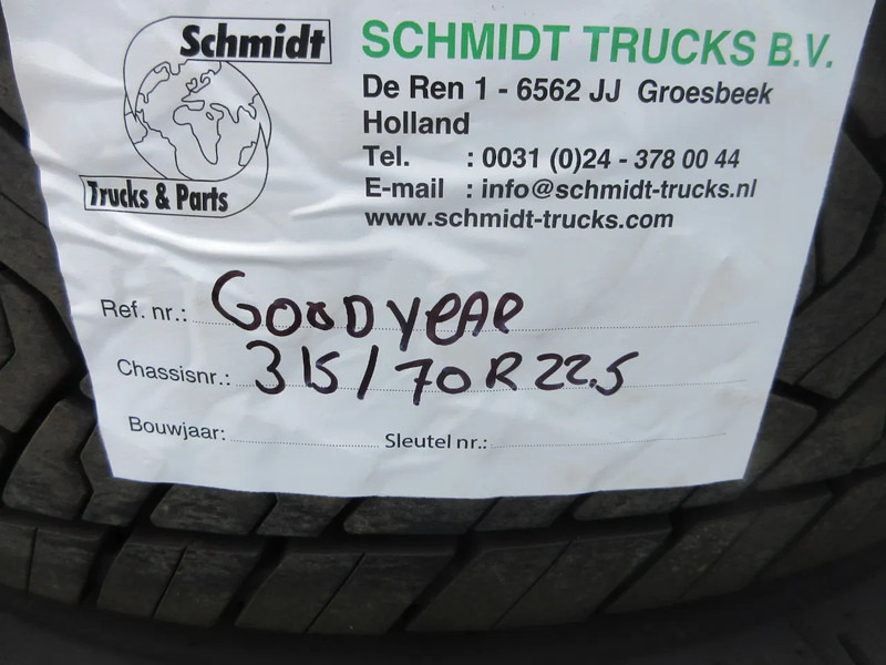 Goodyear 315 / 70 R 22.5 ACHTERBAND MET STAAL WIEL - Pneu pour Camion: photos 5 Goodyear 315 / 70 R 22.5 ACHTERBAND MET STAAL WIEL - Pneu pour Camion: photos 5