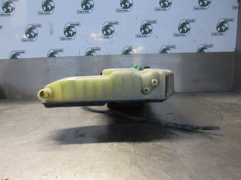Iveco HIWAY 41215631 EXPANSIEVAT EURO 6 - Vase d'expansion pour Camion: photos 3 Iveco HIWAY 41215631 EXPANSIEVAT EURO 6 - Vase d'expansion pour Camion: photos 3