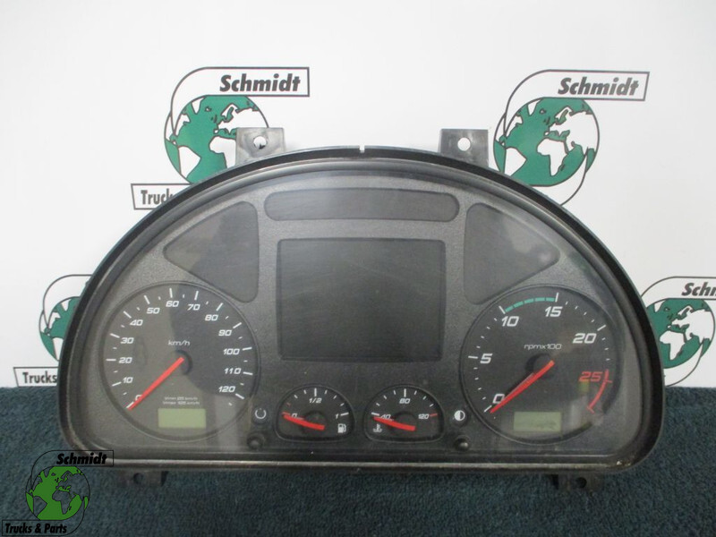 Iveco HIWAY 5801721169 INSTRUMENTENPANEEL EURO 6 - Panel de instrumentos pour Camion: photos 1 Iveco HIWAY 5801721169 INSTRUMENTENPANEEL EURO 6 - Panel de instrumentos pour Camion: photos 1