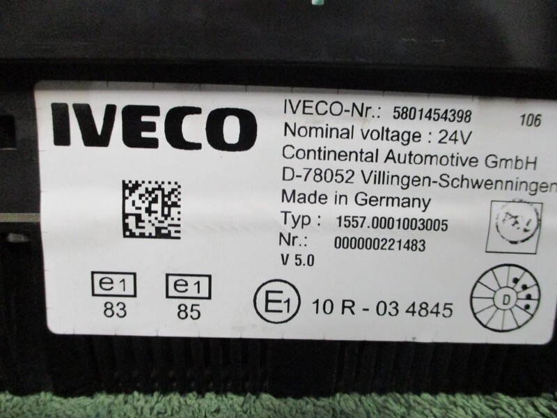 Iveco STRALIS 5801454398 INSTRUMENTENPANEEL HI WAY - Panel de instrumentos pour Camion: photos 3 Iveco STRALIS 5801454398 INSTRUMENTENPANEEL HI WAY - Panel de instrumentos pour Camion: photos 3