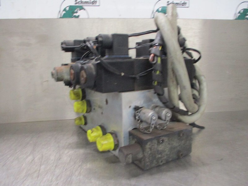 Iveco TRAKKER 410T45 400671429 POMP - Hydraulique pour Camion: photos 3 Iveco TRAKKER 410T45 400671429 POMP - Hydraulique pour Camion: photos 3