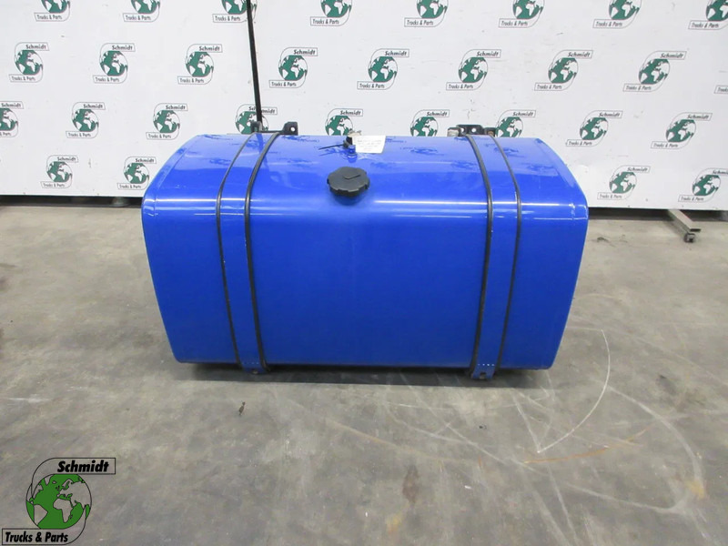 MAN 81.12201-5967 // 81.12201-5887 // 580 LITER MAN 18.420 TGX EURO 6 MODEL 2021 - Réservoir de carburant pour Camion: photos 1 MAN 81.12201-5967 // 81.12201-5887 // 580 LITER MAN 18.420 TGX EURO 6 MODEL 2021 - Réservoir de carburant pour Camion: photos 1
