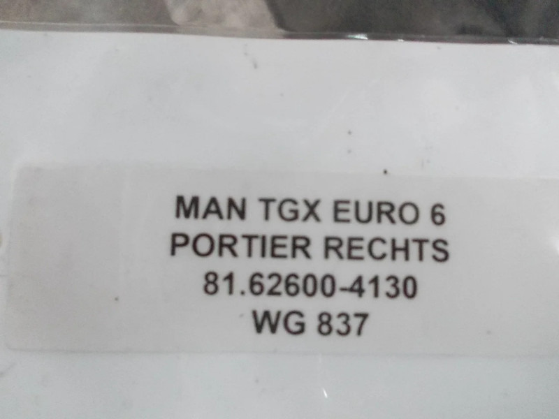 MAN 81.62600-4130 DEUR MAN RECHTS TGX EURO 6 18.420 - Portière et pièces pour Camion: photos 3 MAN 81.62600-4130 DEUR MAN RECHTS TGX EURO 6 18.420 - Portière et pièces pour Camion: photos 3