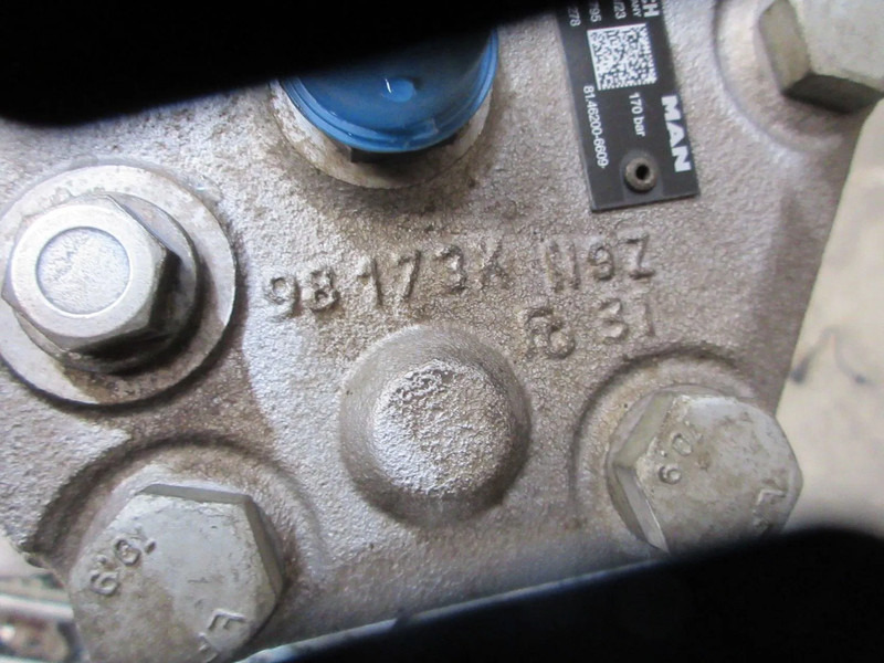 Boîtier de direction pour Camion MAN 81.90685-0407 // 81.46200-6609 MAN 18.520 TGX TGS MODEL 2024: photos 12 Boîtier de direction pour Camion MAN 81.90685-0407 // 81.46200-6609 MAN 18.520 TGX TGS MODEL 2024: photos 12