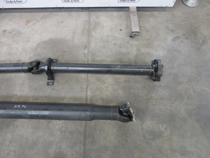 Mercedes-Benz A 907 410 69 01 // A 907 410 71 00 // A 906 990 01 03 // A 002 992 68 03 // AANDIJFAS - Demi arbre pour Camion: photos 3 Mercedes-Benz A 907 410 69 01 // A 907 410 71 00 // A 906 990 01 03 // A 002 992 68 03 // AANDIJFAS - Demi arbre pour Camion: photos 3