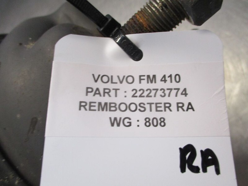 Volvo 22273774 REMCILINDER FM EURO 6 RECHTS ACHTER VOLVO - Cylindre de frein pour Camion: photos 3 Volvo 22273774 REMCILINDER FM EURO 6 RECHTS ACHTER VOLVO - Cylindre de frein pour Camion: photos 3