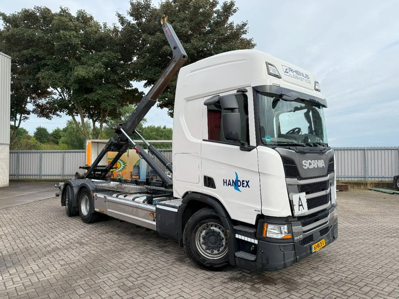 Scania NGS R410 / ENGINE RUNNING / RETARDER / LIFT+LENKACHSE / HIAB 21TON HOOK / NL TRUCK / FRIDGE / EURO-6 / 2019 - Camion ampliroll: photos 3 Scania NGS R410 / ENGINE RUNNING / RETARDER / LIFT+LENKACHSE / HIAB 21TON HOOK / NL TRUCK / FRIDGE / EURO-6 / 2019 - Camion ampliroll: photos 3