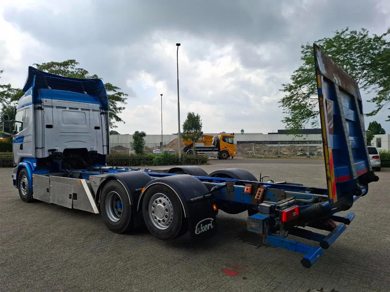 Scania R580 V8 / RETARDER / LIFT+LENKACHSE / FULL-AIR / PLATFORM 2000 KG / LEATHER / AIRCO / AUTOMATIC / EURO-6 / 2014 - Châssis cabine: photos 3 Scania R580 V8 / RETARDER / LIFT+LENKACHSE / FULL-AIR / PLATFORM 2000 KG / LEATHER / AIRCO / AUTOMATIC / EURO-6 / 2014 - Châssis cabine: photos 3