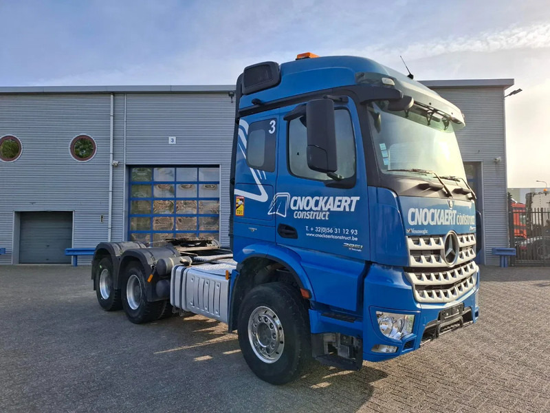 Mercedes-Benz Arocs 2851 / 6X4 / HYDRAULICS / BIG AXLE / ALCOA / AIRCO / AUTOMATIC / EURO-6 / 2015 - Tracteur routier: photos 2 Mercedes-Benz Arocs 2851 / 6X4 / HYDRAULICS / BIG AXLE / ALCOA / AIRCO / AUTOMATIC / EURO-6 / 2015 - Tracteur routier: photos 2
