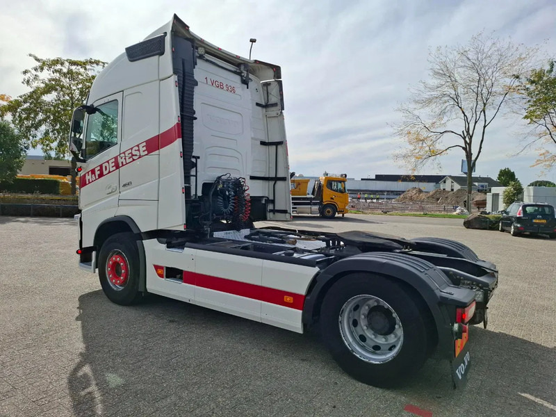 Volvo FH4-460 / VEB+ / HYDRAULICS / GEN2 V2 SMART TACHO / LWDS / SIDESKIRTS / FRIDGE / EURO-6 / 2018 - Tracteur routier: photos 3 Volvo FH4-460 / VEB+ / HYDRAULICS / GEN2 V2 SMART TACHO / LWDS / SIDESKIRTS / FRIDGE / EURO-6 / 2018 - Tracteur routier: photos 3