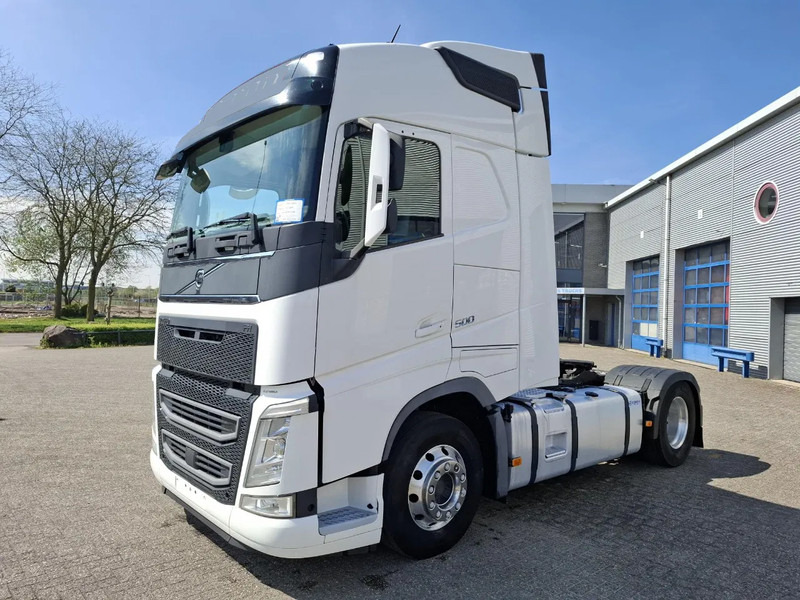 Volvo FH4-500 / VEB+ / DOUBLE TANK / I-PARKCOOL / TUV:08-01-2026 / ALCOA / FRIDGE / GOOD TYRES / AUTOMATIC / EURO-6 / 2018 - Tracteur routier: photos 1 Volvo FH4-500 / VEB+ / DOUBLE TANK / I-PARKCOOL / TUV:08-01-2026 / ALCOA / FRIDGE / GOOD TYRES / AUTOMATIC / EURO-6 / 2018 - Tracteur routier: photos 1