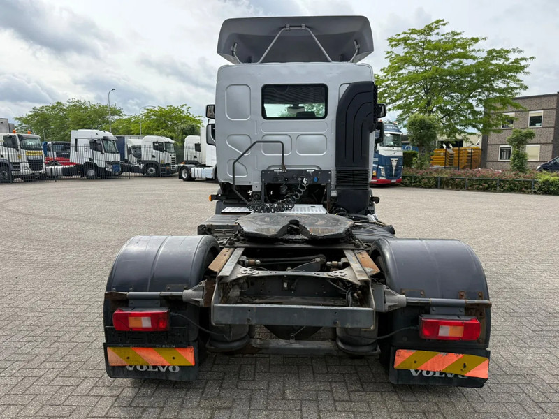 Volvo FL7-240 / ONLY:168549 KM / TUV:22-10-2025 / 3SEATS / MANUAL / EURO-5 / 2011 - Tracteur routier: photos 4 Volvo FL7-240 / ONLY:168549 KM / TUV:22-10-2025 / 3SEATS / MANUAL / EURO-5 / 2011 - Tracteur routier: photos 4