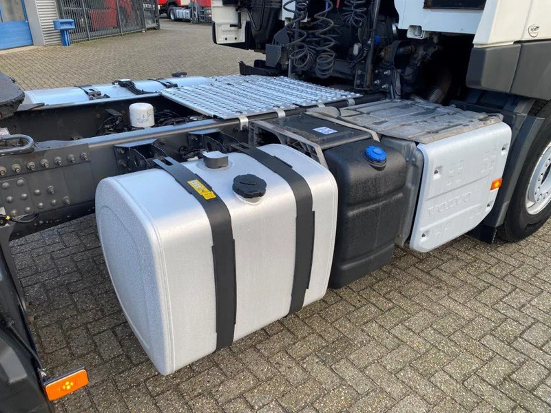 Tracteur routier Volvo FM11-370 / GERMAN TRUCK / KB CHASSIS / VEB / ACC / LWDS / DOUBLE TANK / ONLY:763562 KM / AIRCO / AUTOMATIC / EURO-6 / 2018: photos 9