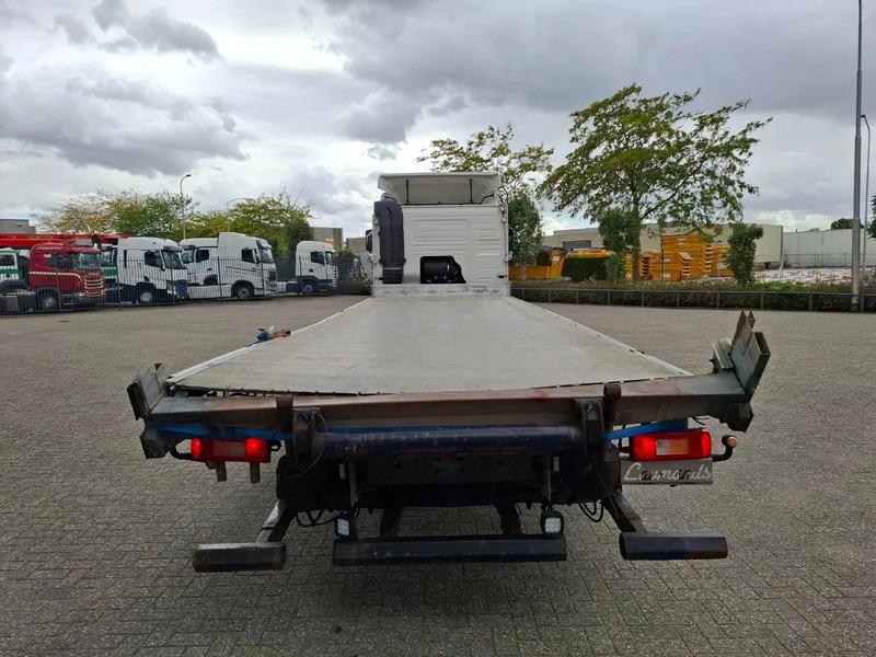 Volvo FM11-330 / ONLY:376356 KM / NAVI / FULL-AIR / PLATFORM 2500KG / LWDS / AIRCO / AUTOMATIC / EURO-6 / 2016 - Châssis cabine: photos 4 Volvo FM11-330 / ONLY:376356 KM / NAVI / FULL-AIR / PLATFORM 2500KG / LWDS / AIRCO / AUTOMATIC / EURO-6 / 2016 - Châssis cabine: photos 4
