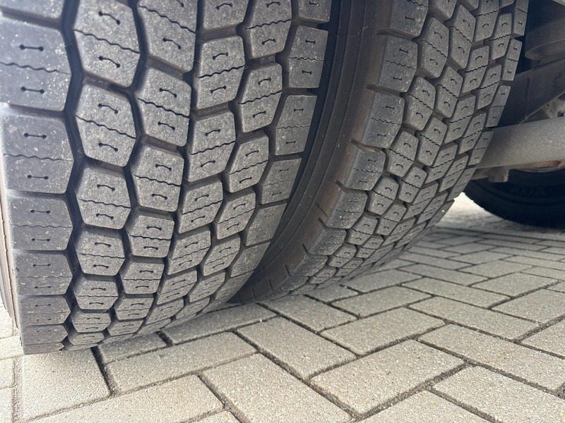 Camion grue DAF CF85-360 6x2 HMF 1580 / 4S, EURO 5: photos 19 Camion grue DAF CF85-360 6x2 HMF 1580 / 4S, EURO 5: photos 19