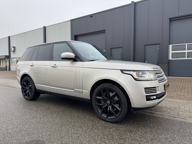 Land Rover Range Rover 4.4 SDV8, Autobio,Std-Heiz,Massage,Soft-Close, Full - Voiture: photos 1 Land Rover Range Rover 4.4 SDV8, Autobio,Std-Heiz,Massage,Soft-Close, Full - Voiture: photos 1