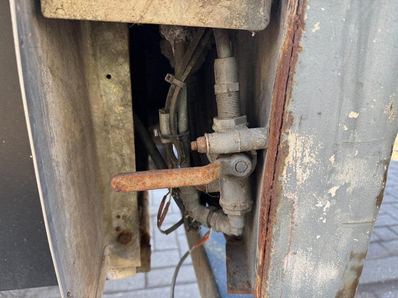 Renault Premium 410.26, Chicken, Hühner, Kippen, Galinhas - Camion bétaillère: photos 4 Renault Premium 410.26, Chicken, Hühner, Kippen, Galinhas - Camion bétaillère: photos 4