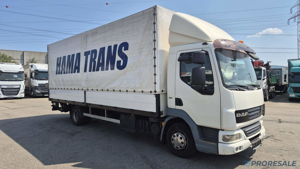 DAF FA LF 45.220 G12 EURO 5/EEV - valník s plachtou + hydraulické čelo BÄR - Camion à rideaux coulissants: photos 1 DAF FA LF 45.220 G12 EURO 5/EEV - valník s plachtou + hydraulické čelo BÄR - Camion à rideaux coulissants: photos 1