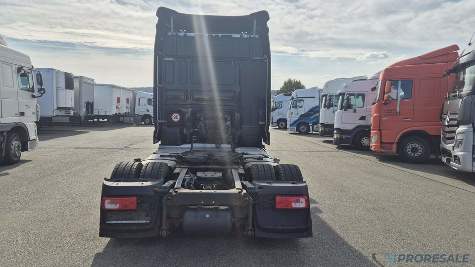 DAF XF 460 FT LOW DECK SC EURO 6 - Tracteur routier: photos 3 DAF XF 460 FT LOW DECK SC EURO 6 - Tracteur routier: photos 3