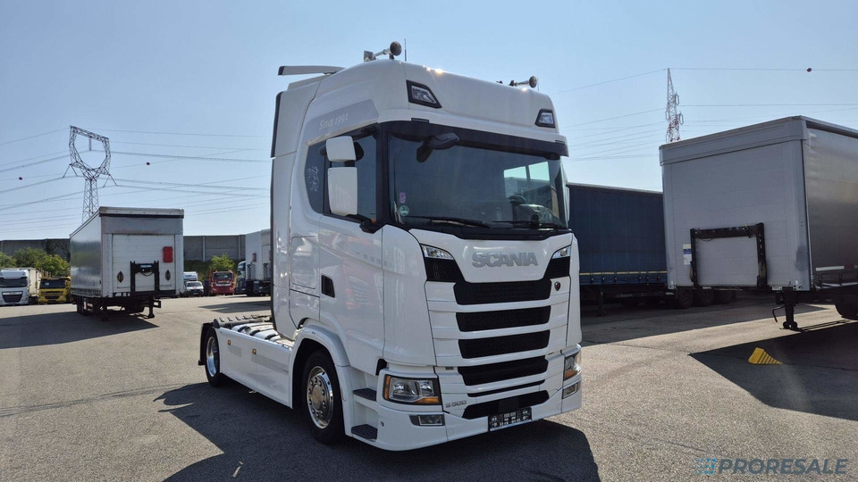 SCANIA S500 N323 NGS TOP LINE LOW DECK EURO 6 - Tracteur routier: photos 1 SCANIA S500 N323 NGS TOP LINE LOW DECK EURO 6 - Tracteur routier: photos 1