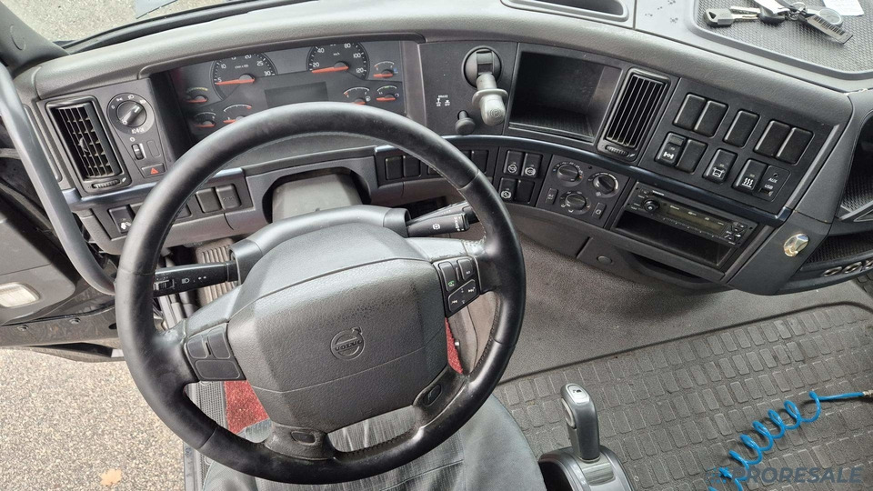 VOLVO FH 13.500 42T EURO 5/EEV - Tracteur routier: photos 4 VOLVO FH 13.500 42T EURO 5/EEV - Tracteur routier: photos 4