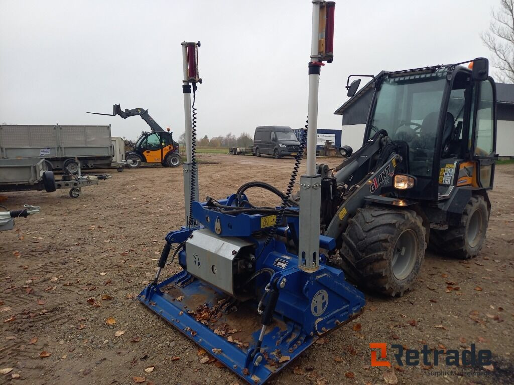 AP Blev 1600 afretter - Accessoire pour Engins de chantier: photos 1 AP Blev 1600 afretter - Accessoire pour Engins de chantier: photos 1