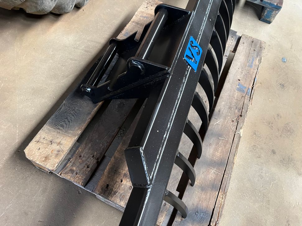 Afretter / Rive for Rendegraver/Excavator 2 M / Leveler / Rake for Backhoe/Excavator 2 M - Outil/ Équipement: photos 3 Afretter / Rive for Rendegraver/Excavator 2 M / Leveler / Rake for Backhoe/Excavator 2 M - Outil/ Équipement: photos 3