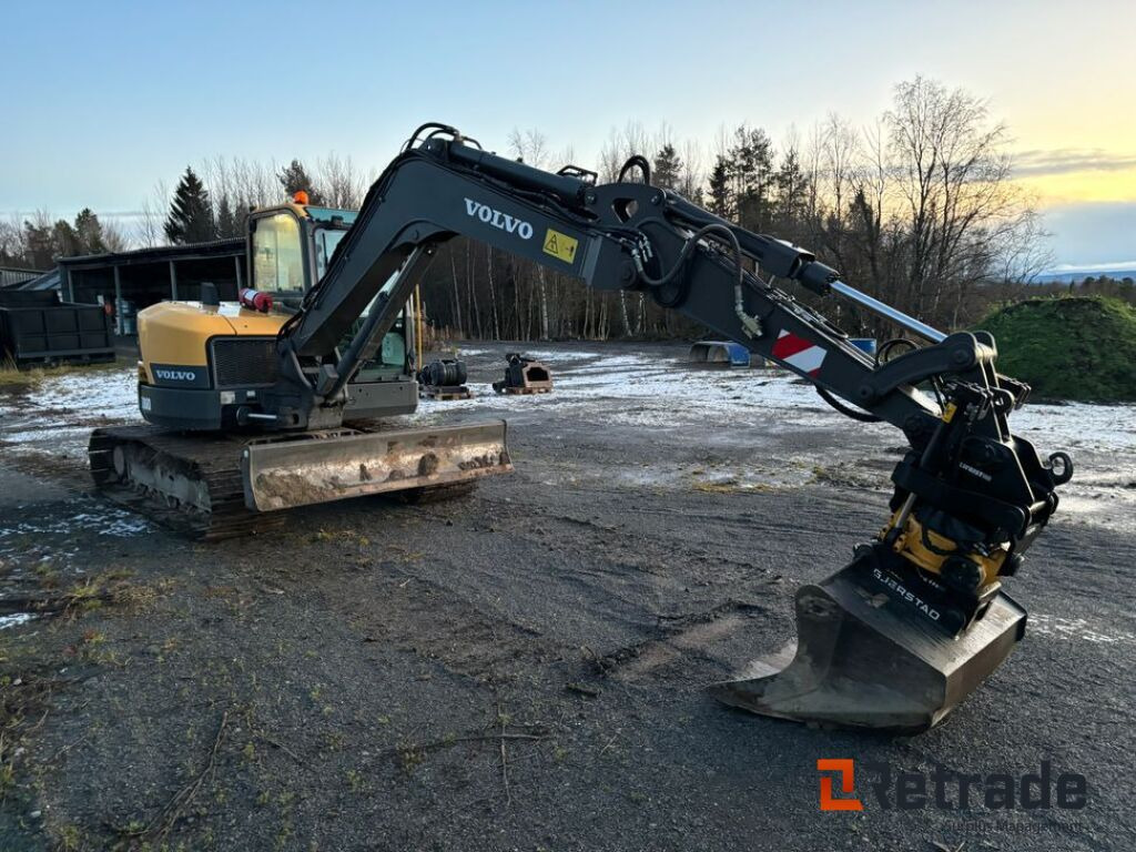 Grävmaskin Volvo ECR88D med redskap - Engins de chantier: photos 5 Grävmaskin Volvo ECR88D med redskap - Engins de chantier: photos 5