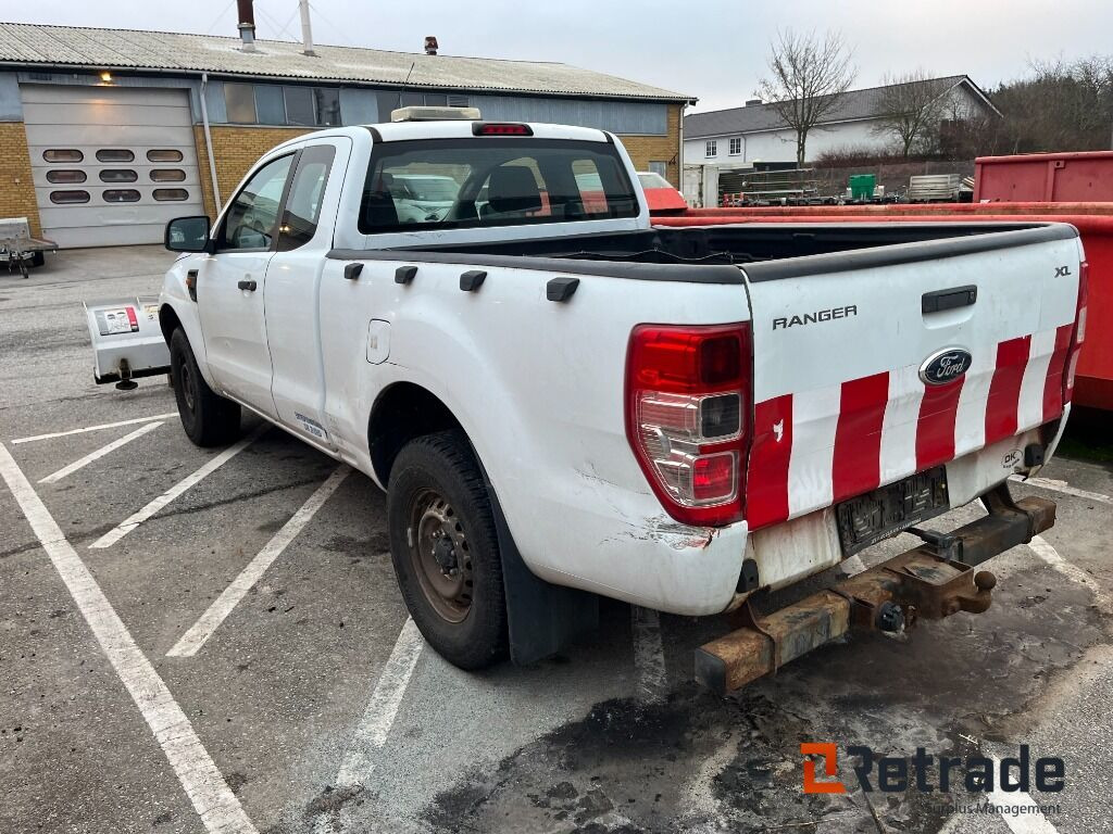 Ford Ranger 2.2 Tdci Rab Cab 4x4 Manuel med sneplov - Voiture: photos 1 Ford Ranger 2.2 Tdci Rab Cab 4x4 Manuel med sneplov - Voiture: photos 1