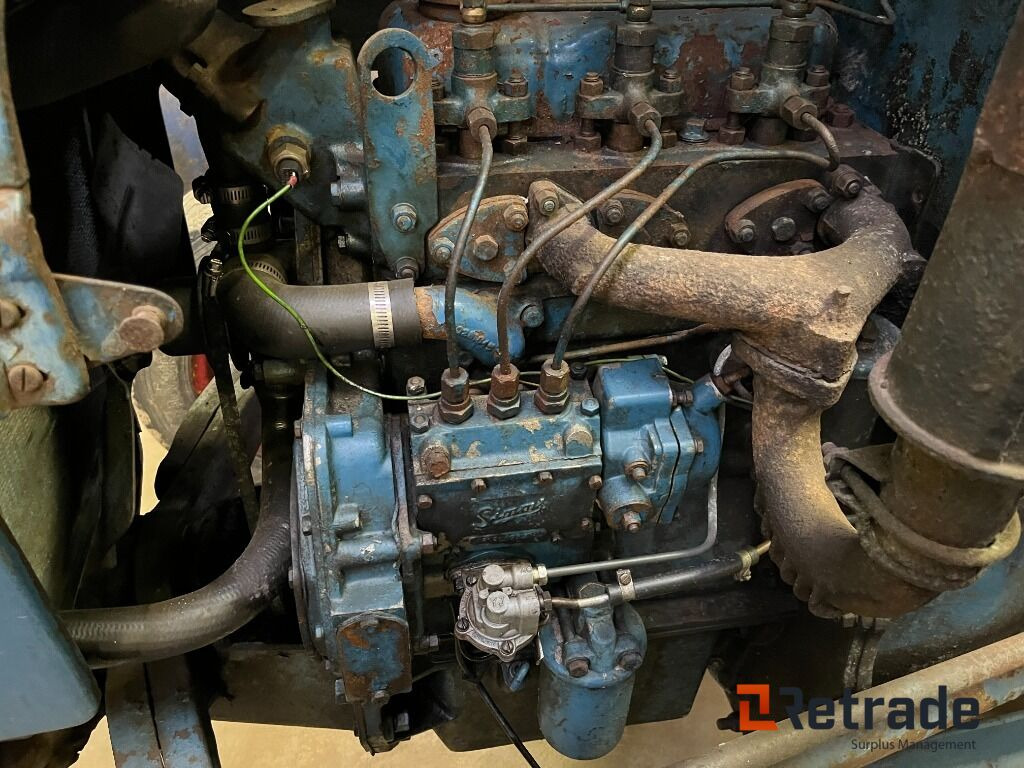 Machine agricole Traktor Ford Dextra Traktor: photos 9