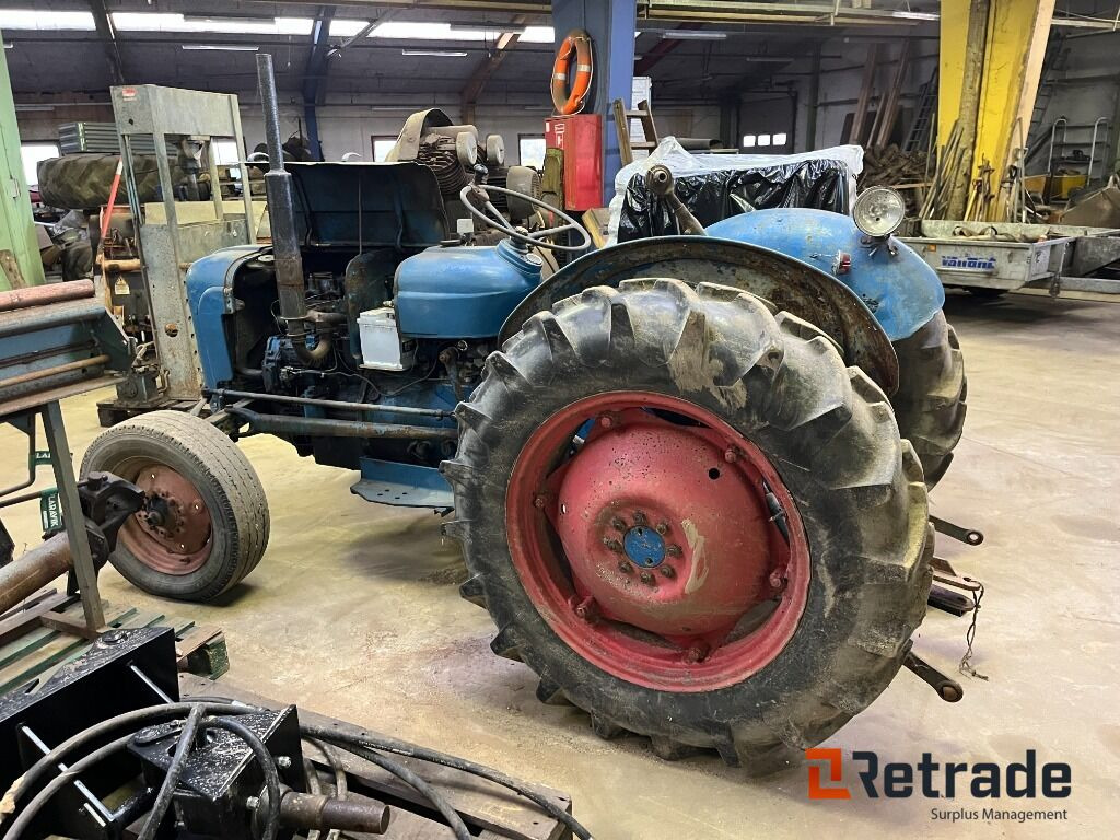 Machine agricole Traktor Ford Dextra Traktor: photos 7
