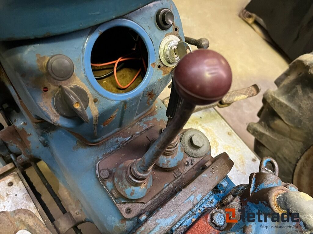 Machine agricole Traktor Ford Dextra Traktor: photos 14