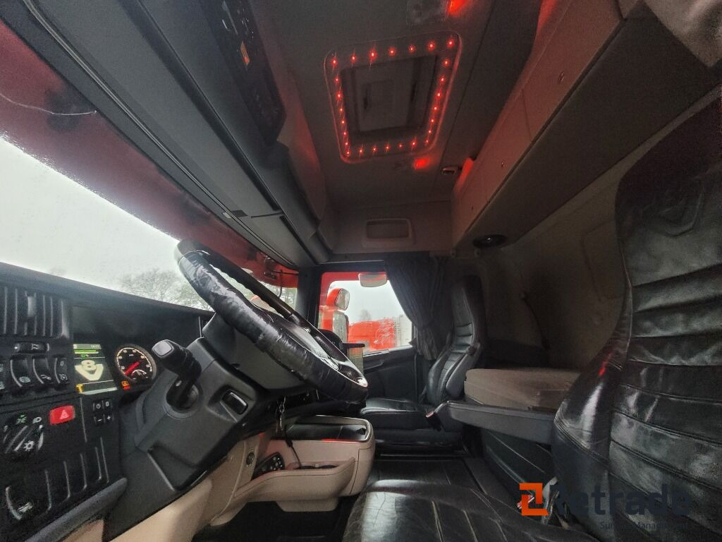 Skåpbil kylbil Scania R730LB6X2*4MNB - Camion frigorifique: photos 5 Skåpbil kylbil Scania R730LB6X2*4MNB - Camion frigorifique: photos 5