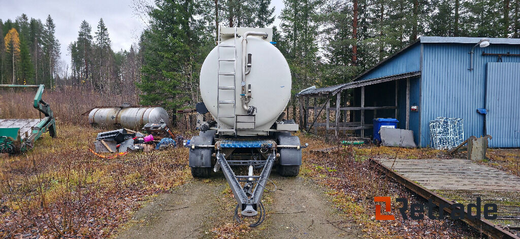 Slamsläp INTERCONSULT TFS2-28CR - Remorque citerne: photos 3 Slamsläp INTERCONSULT TFS2-28CR - Remorque citerne: photos 3