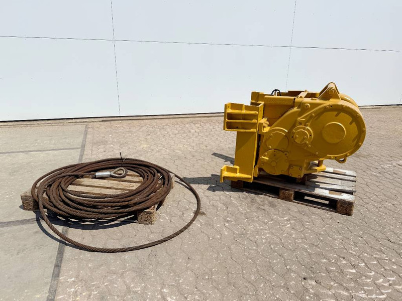 Cat D6 Winch / Lier / Winde - Accessoire pour Engins de chantier: photos 2 Cat D6 Winch / Lier / Winde - Accessoire pour Engins de chantier: photos 2