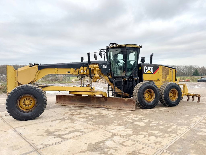 Cat 14M - Joystick Control / Ripper / Pushblock - Niveleuse: photos 1 Cat 14M - Joystick Control / Ripper / Pushblock - Niveleuse: photos 1